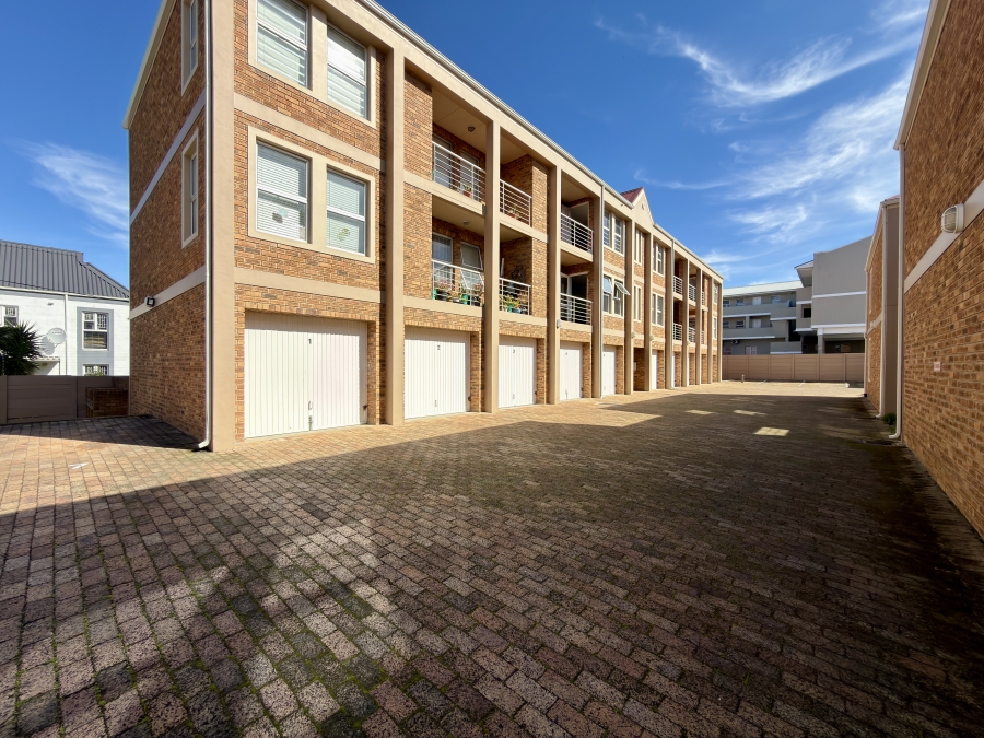2 Bedroom Property for Sale in Durbanville Western Cape